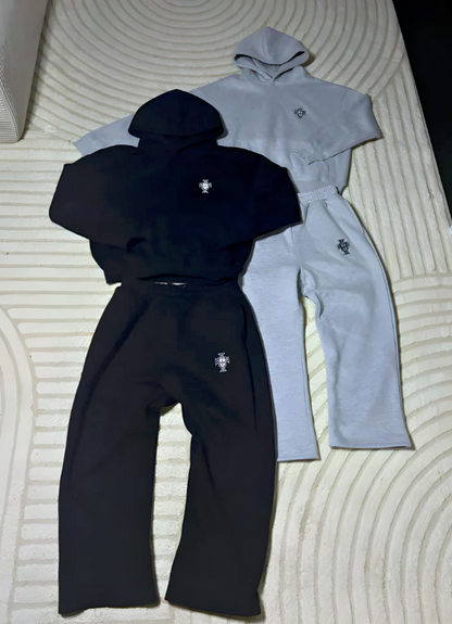 CLASSIC TRACKSUIT SET (+ sweats for free)